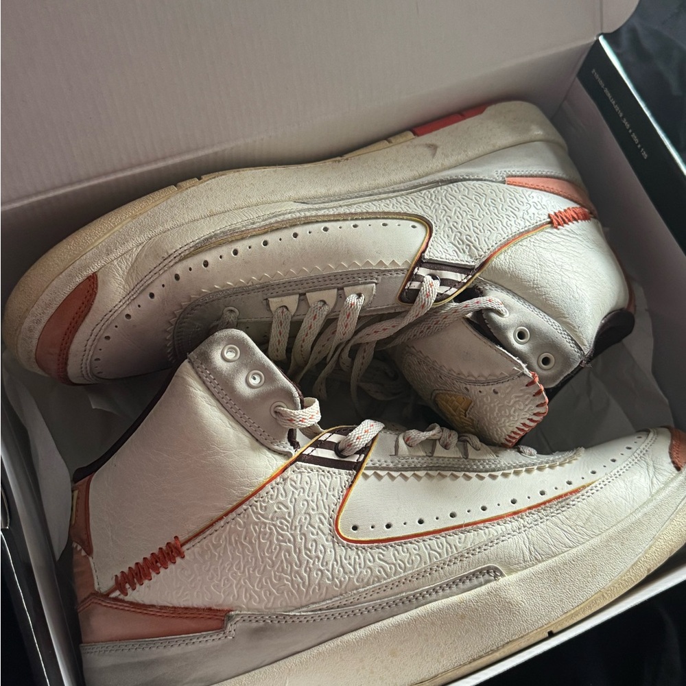Maison Château Rouge x Air Jordan 2